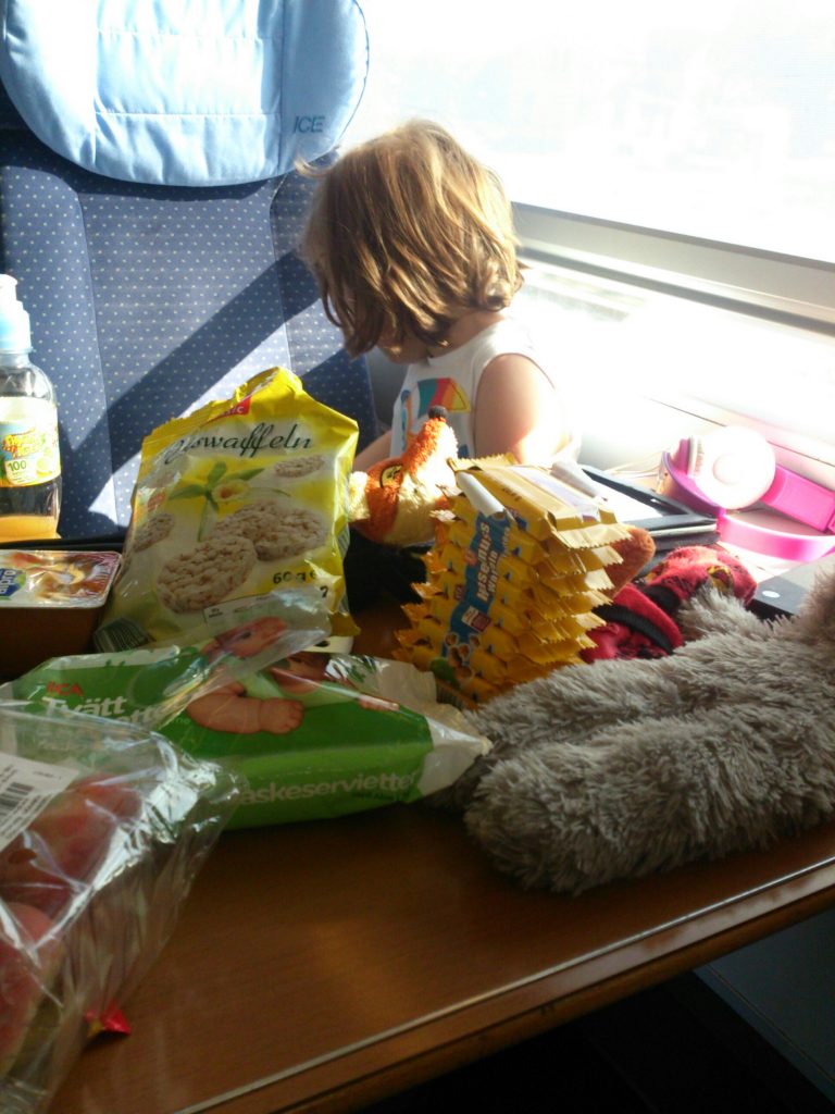 Bahnfahrten, ICe, essen im Zug