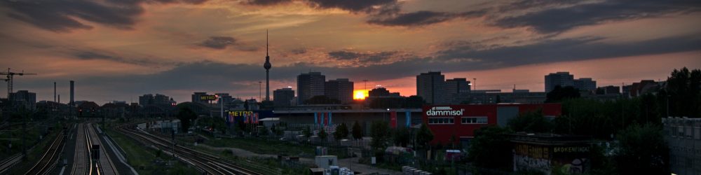 Sonnenuntergang in BErlin gesehen von der Warschauer Brücke Reiseziele 2019