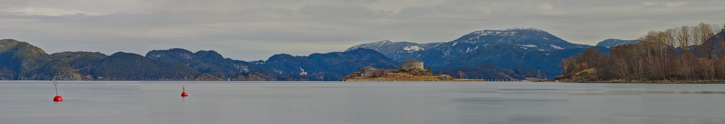 Kleine Festung im Trondheimfjord