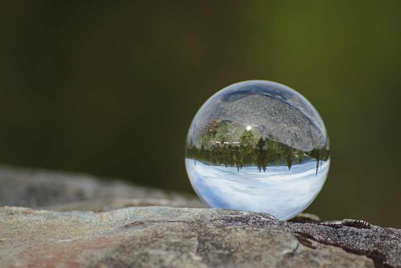 Landschaft in der Glaskugel