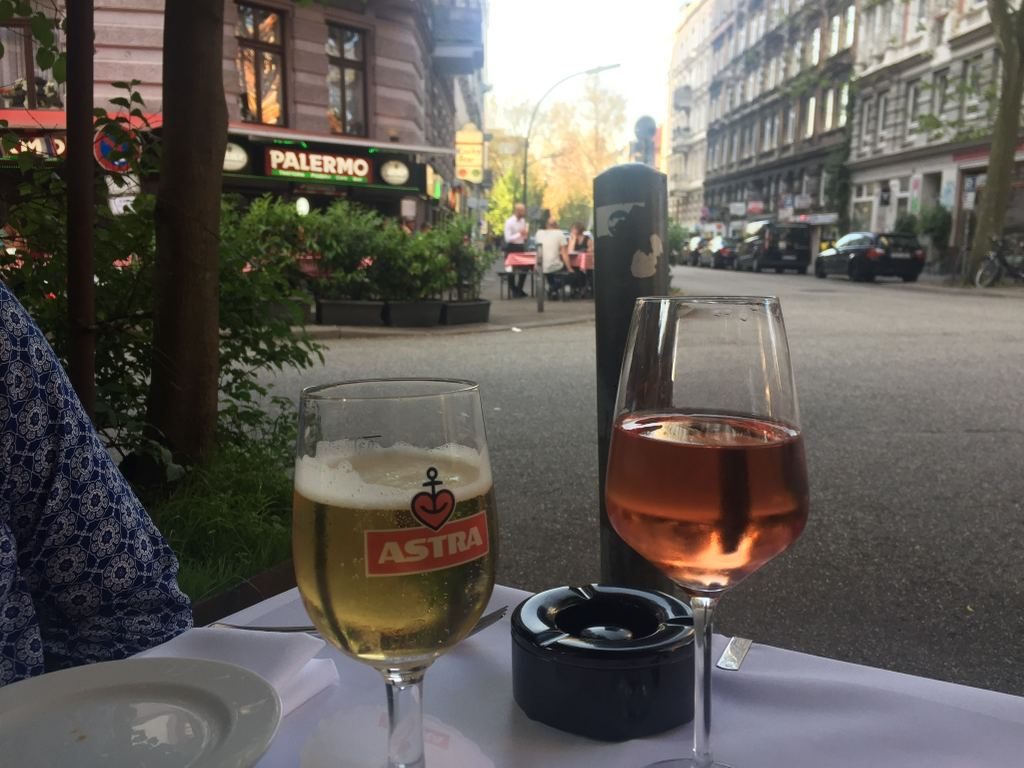 Hamburg Bier mit stadtaussicht meine lieblingsstadt im norden