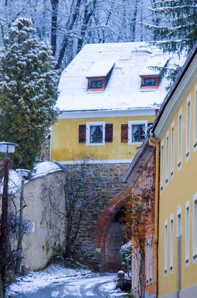 Das Finstertor in Görlitz bei Schneefall